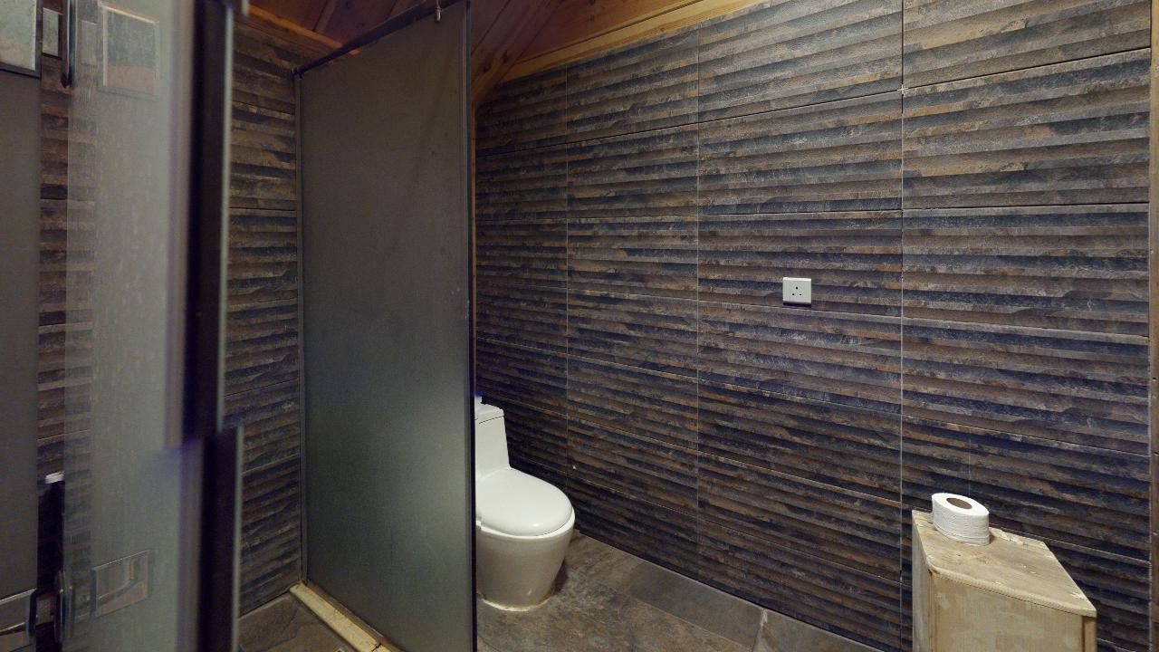 Amazing Chalet with Jacuzzi | 287 Bathroom