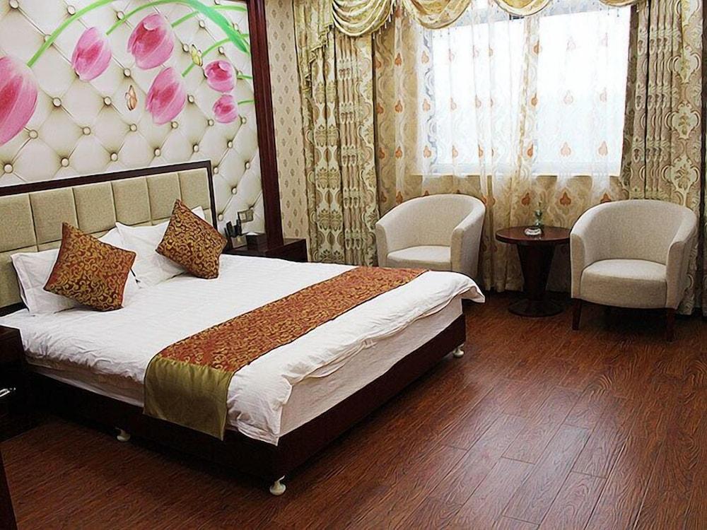 Huangshan Xixi Fengxi Grand Hotel Room