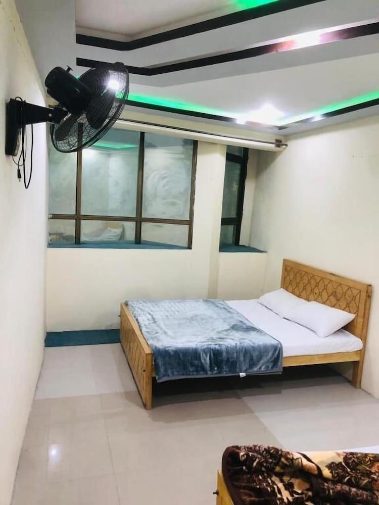 Skardu City Guest House Room