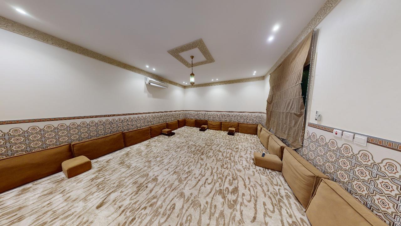 Comfy Istiraha with Pool | 180 Indoor majlis