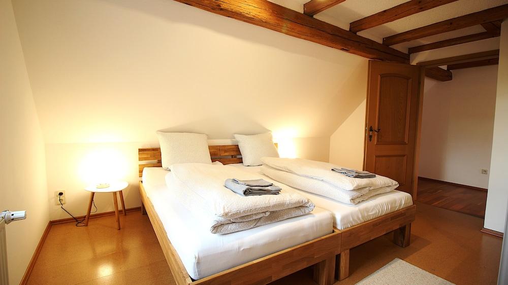 فيرينوونونج آم واسرشلوس 1-3