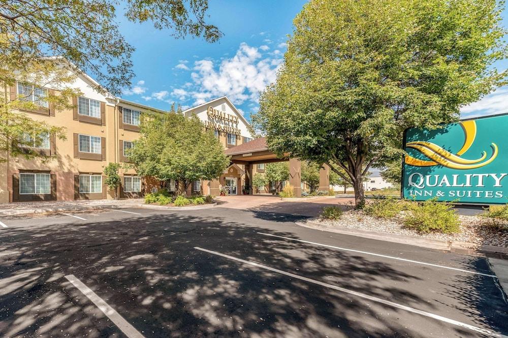 Quality Inn & Suites University Fort Collins Featured Image
