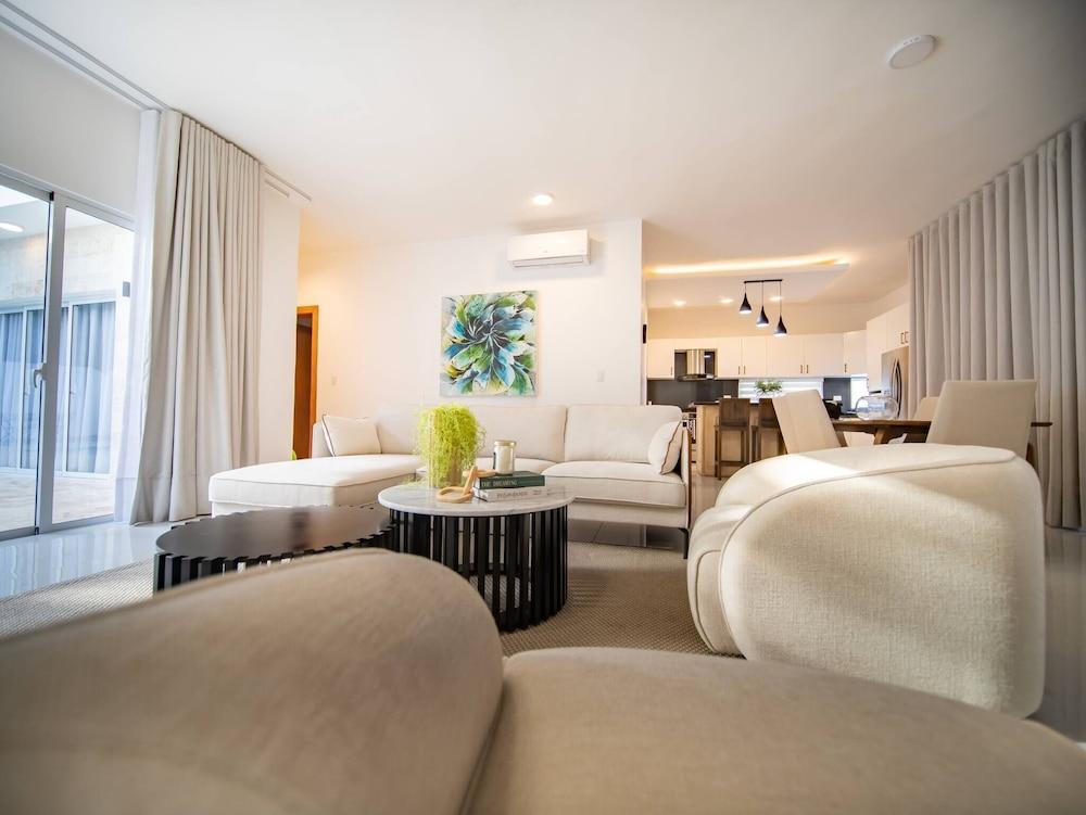 First Class 4br King Size Villa In Sosua Town! Interior