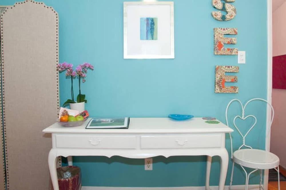 بيفرلي هيلز سيليبريتي هوم داخلي