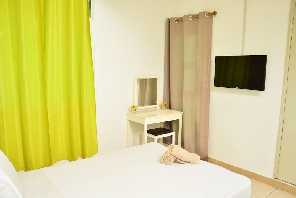 La Primerose Room