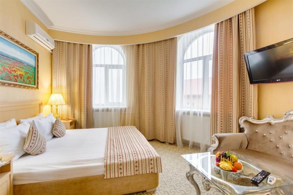 موسكو هوتل هوليداي كولكشن أخرى