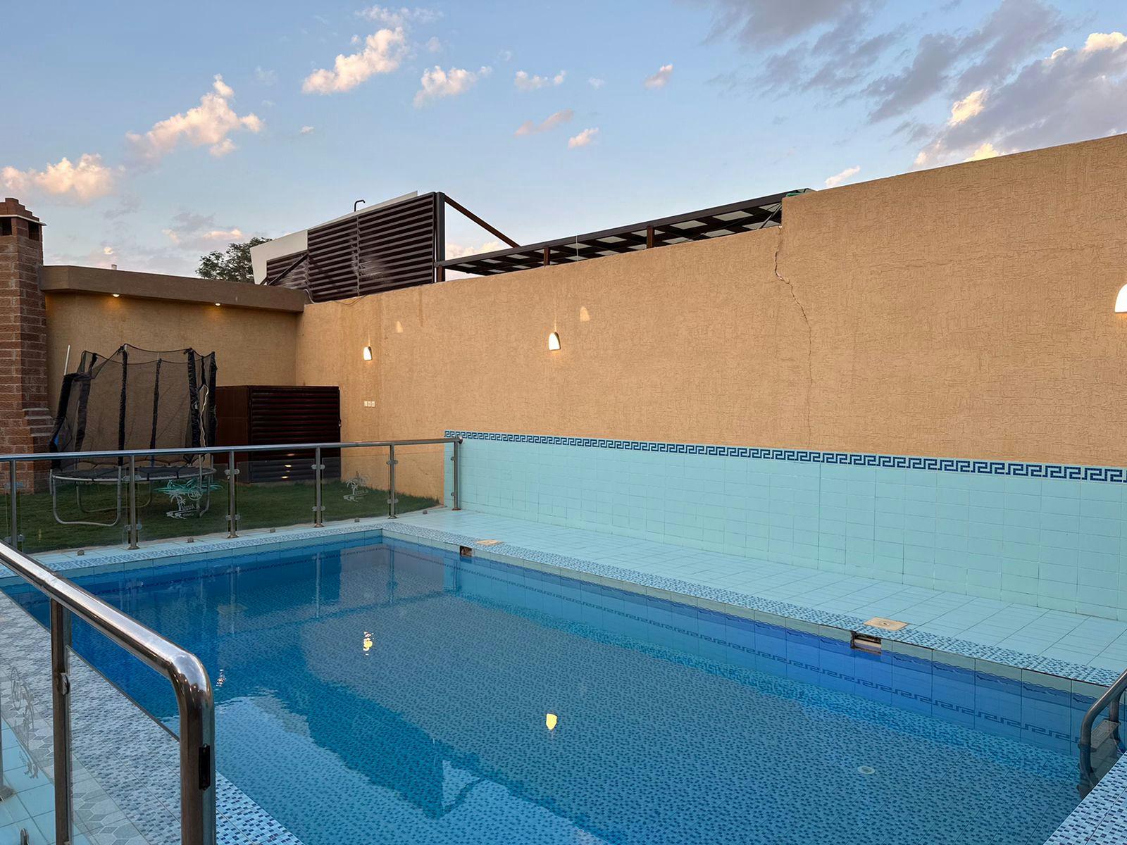 Amazing Chalet with Pool | 4608