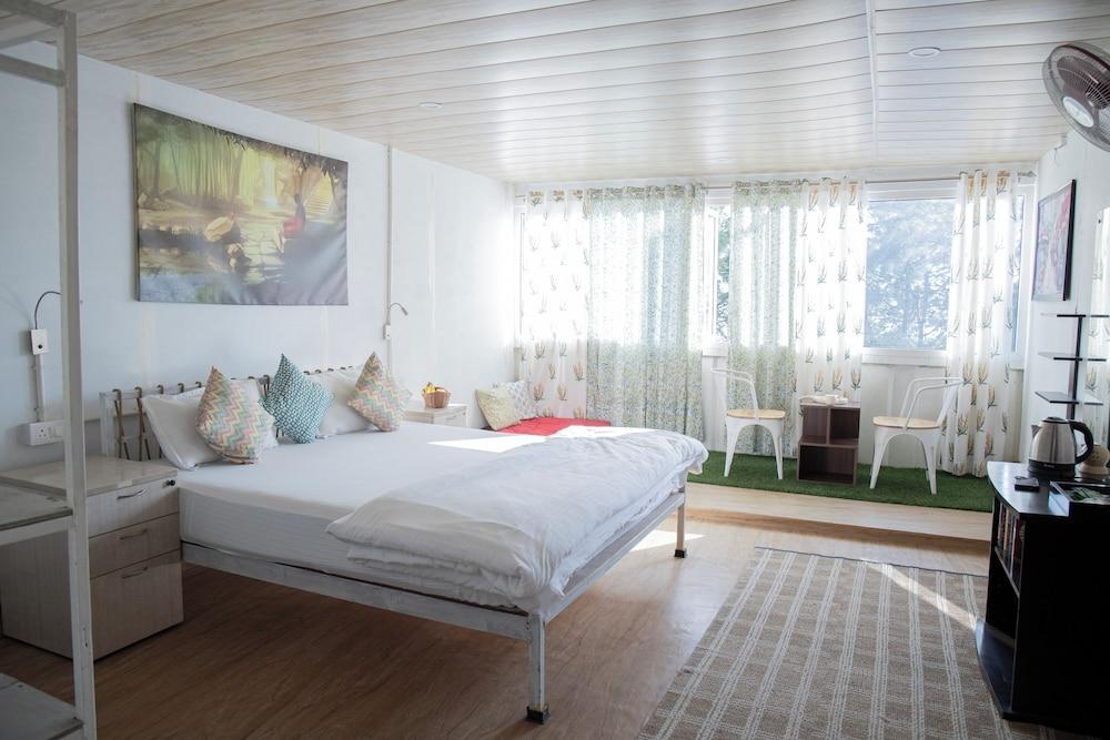 Acanti Dharamshala Room