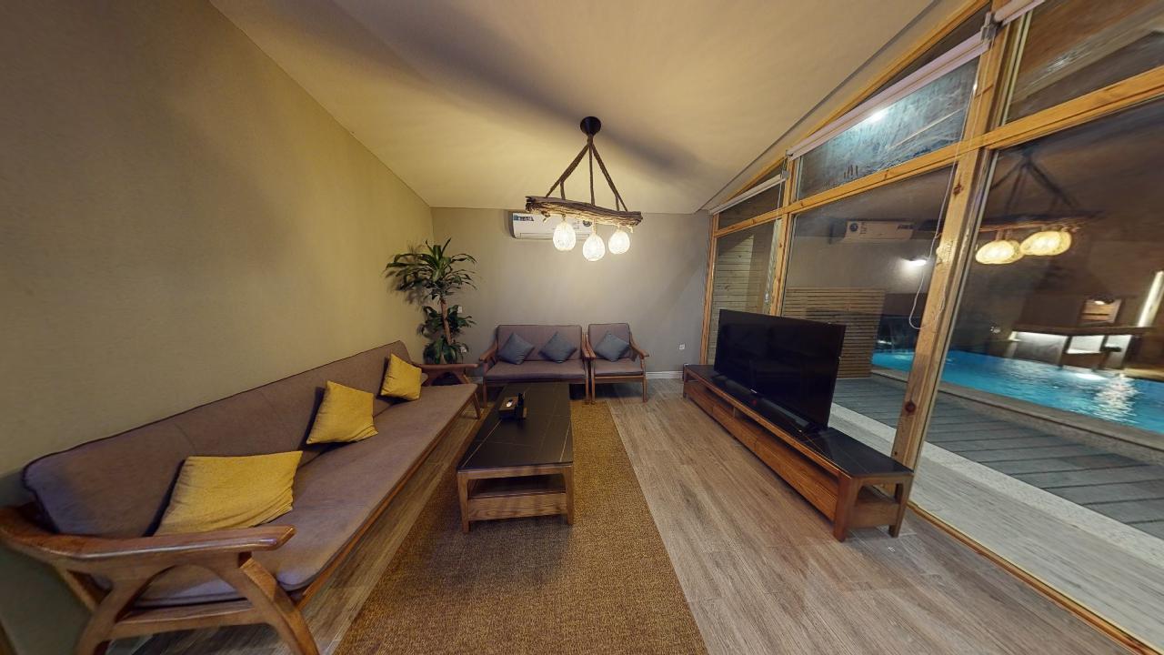 Amazing Chalet with BBQ Area | 784