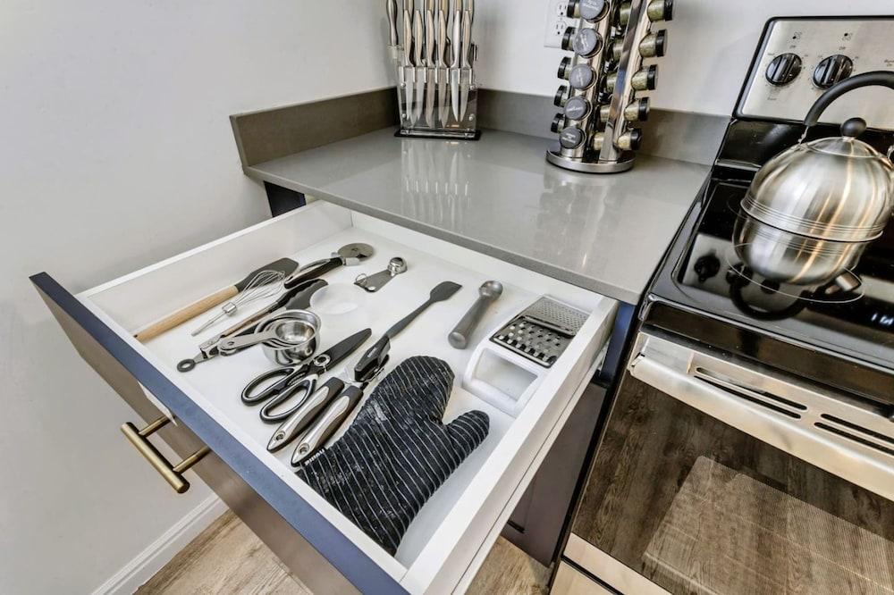 كوزي بم و باترت د وتب بركينج نير داون تا نو ن سل سي غرفة