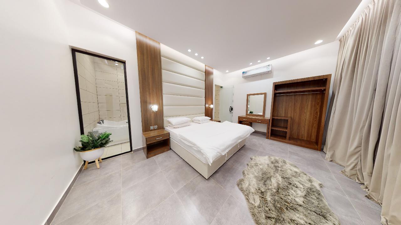 شاليه بتصميم جذاب وألعاب مائية | 1323 غرفة