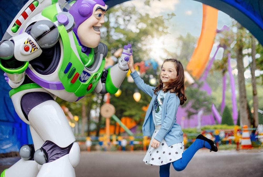 ديزني سيكوويا لودج (يشمل دخول البارك) المنطقة الخارجية