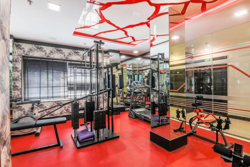 FabHotel Mansingh Nampally Gym