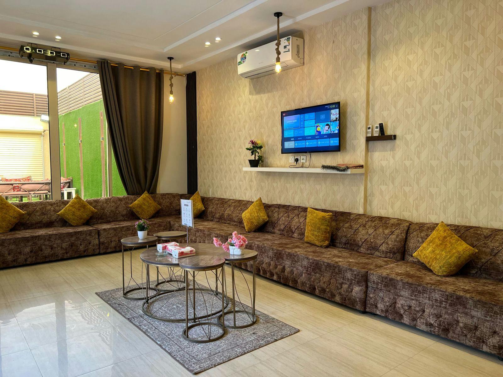 Comfy Istiraha with Pool | 164