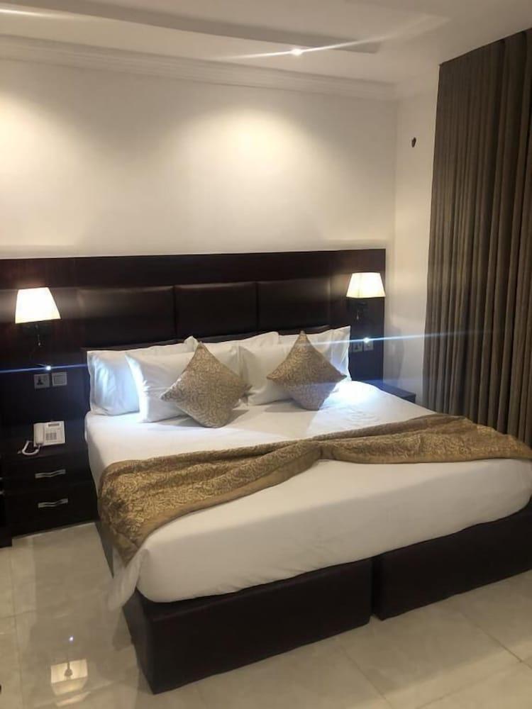 Mesorein Luxury Hotel Room