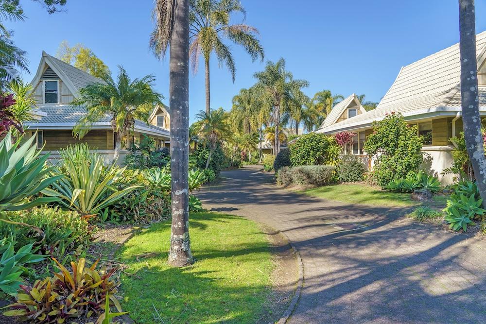 Ultiqa Village Resort Exterior