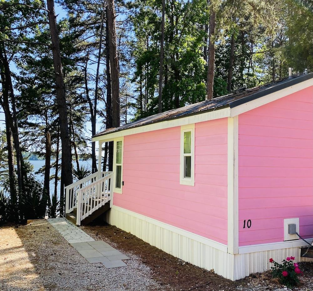 Waterview Studio Cabin With Private Porch #10 at Long Cove Resort by Redawning Featured Image