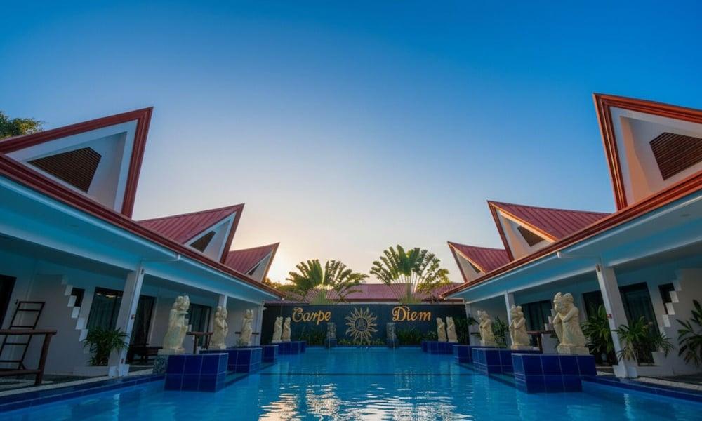 Carpe Diem Villas & Resort Dive & Stay resort Featured Image