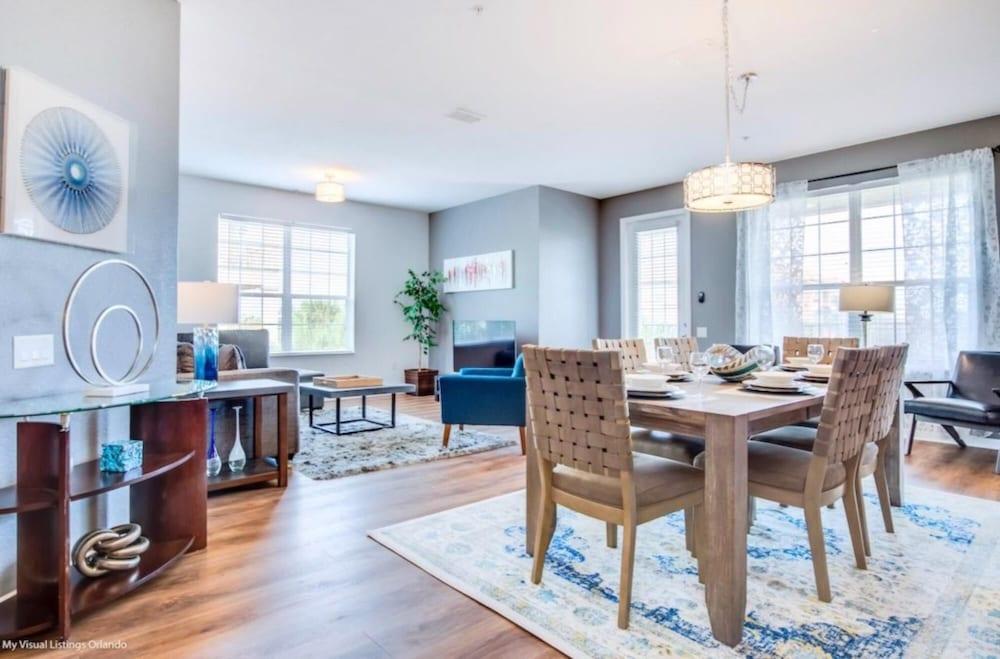 New Vista Cay Electra Near All Parks and Occc Room