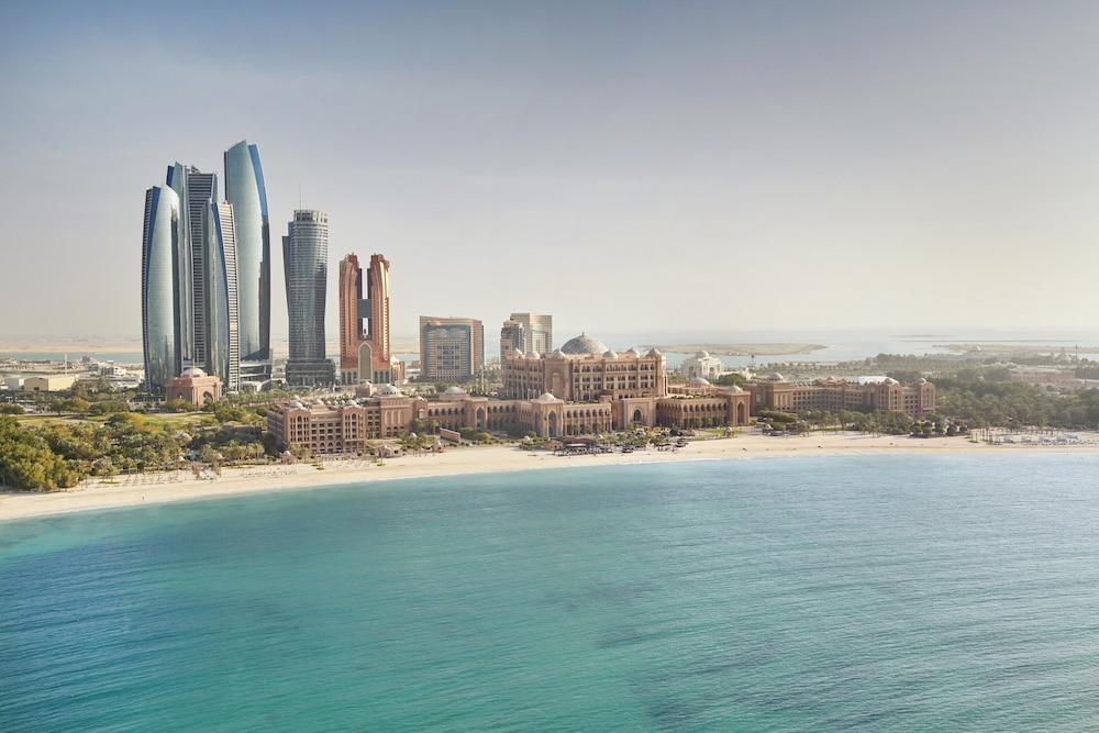 قصر الإمارات ماندارين أورينتال، أبو ظبي المنطقة الخارجية