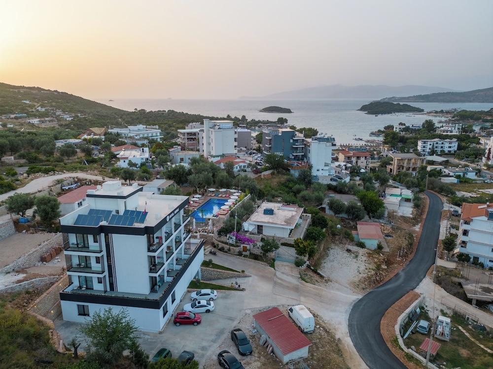 Memaj Hotel Aerial View
