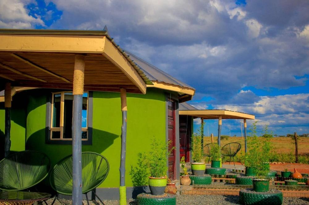 أمانيا هات 3-بد روم هاوس أمبوسيلي المنطقة المحيطة بالمنشأة