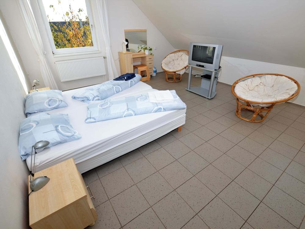 Apartment in Nemojov Near Forest and Pool Room