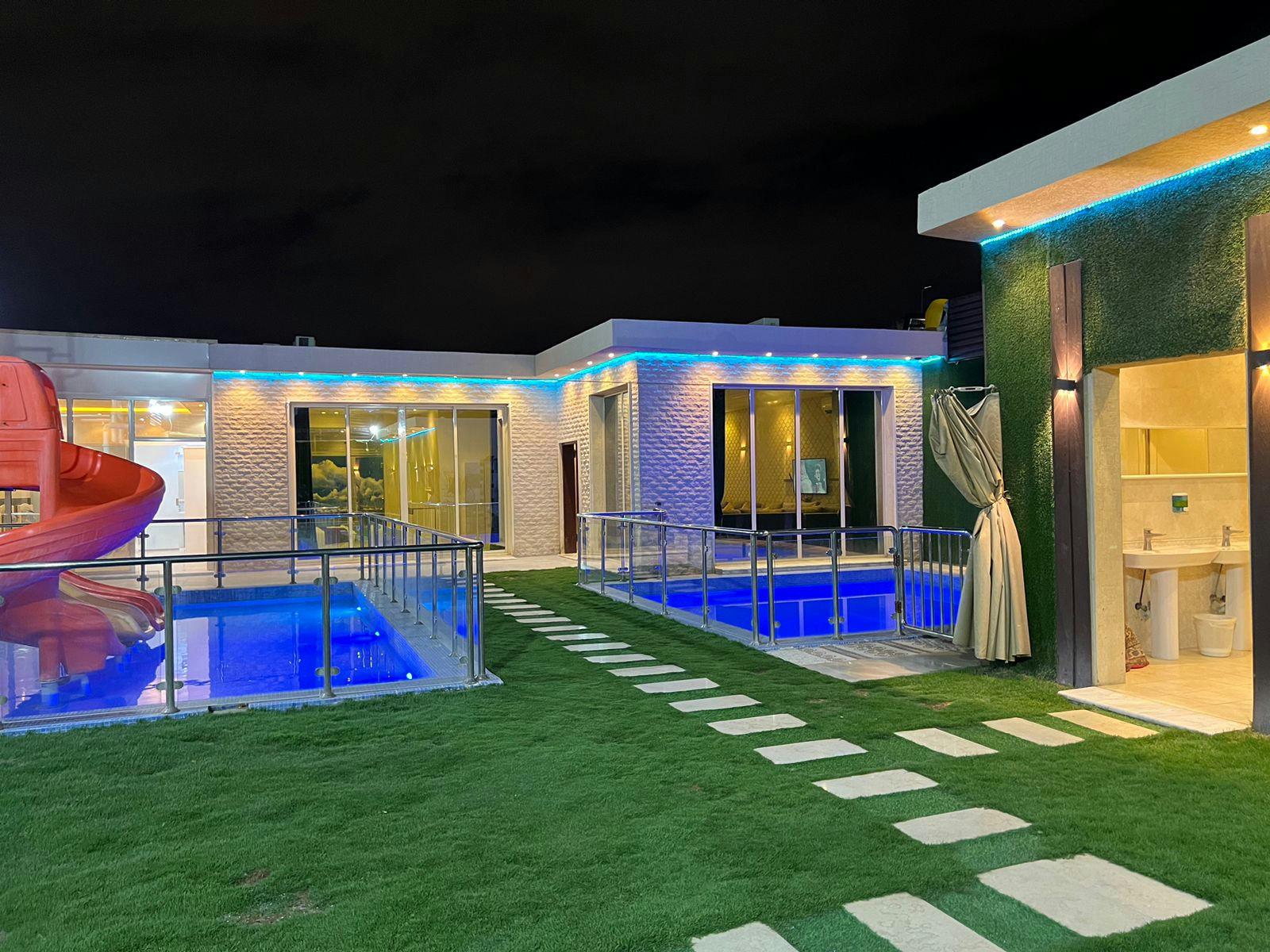 Comfy Istiraha with Pool | 180 Waterslide