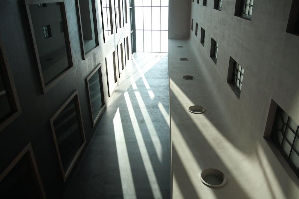 ألما بارثيلونا جي إل الردهة