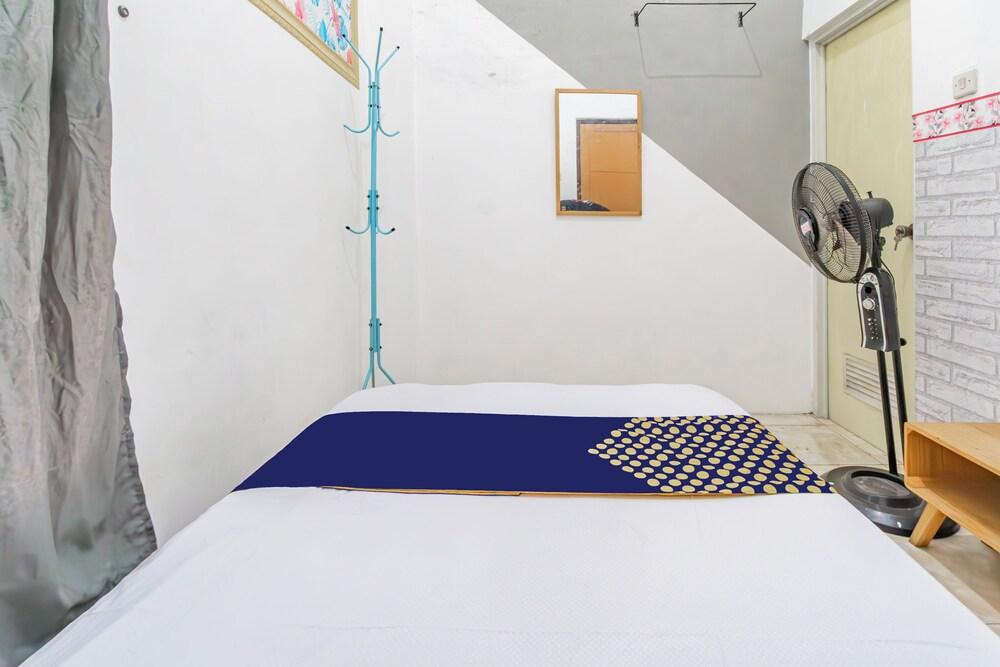 أو واي أويف 94040 أجونج هوم ستاي غرفة