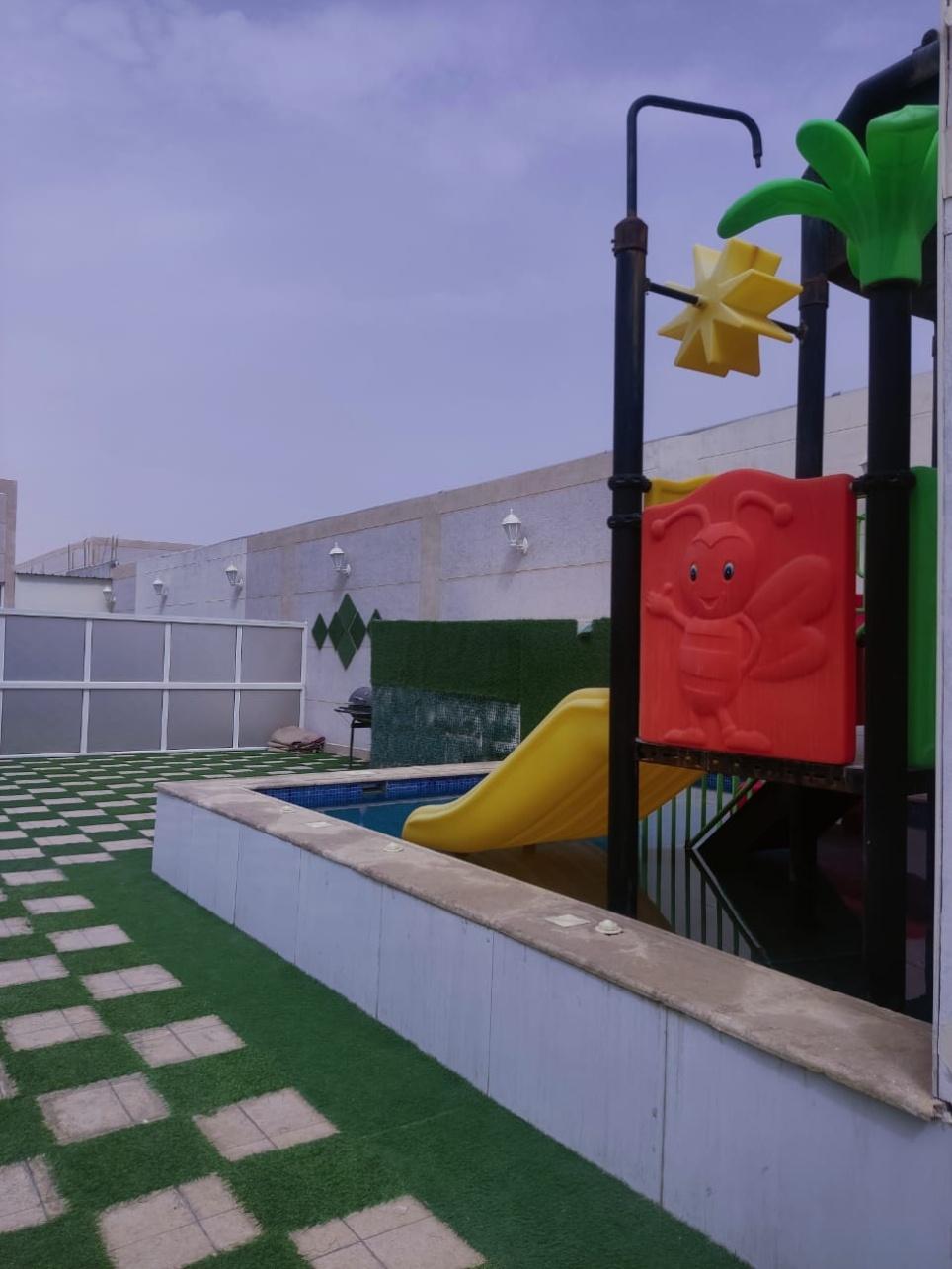 Amazing Chalet with Water Games | 3622 Waterslide