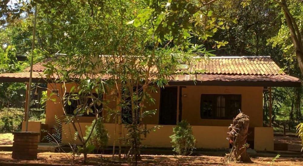 Amaranta Classic Retreat Property Grounds