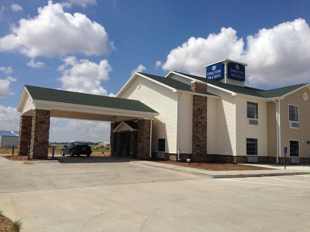 Cobblestone Inn & Suites - Harper Exterior