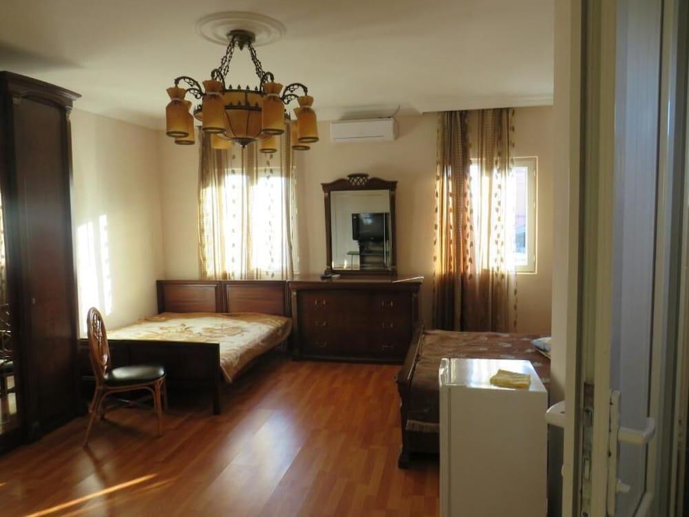 Mini Hotel on Guramishvili 22 Featured Image