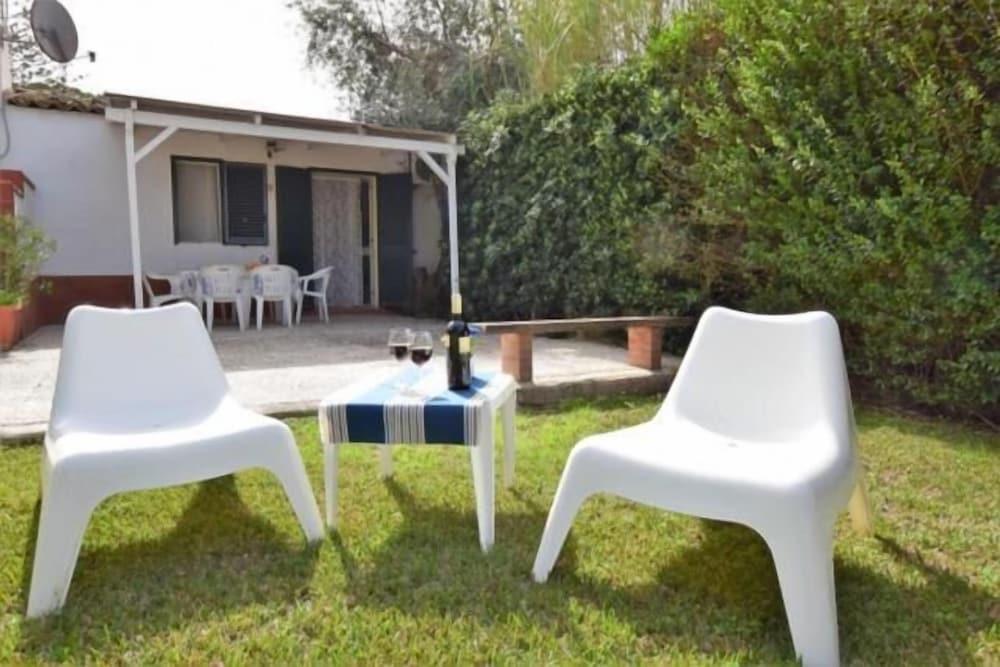 L'Araucaria Property Grounds