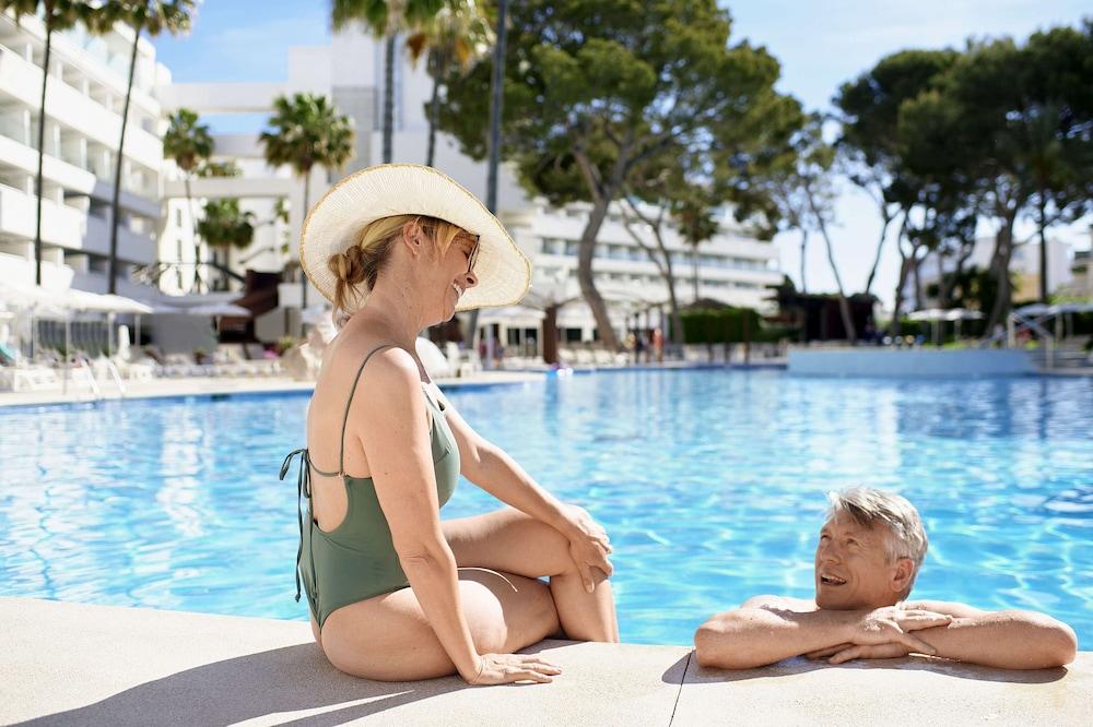 إيبيروستار ويفز كريستينا