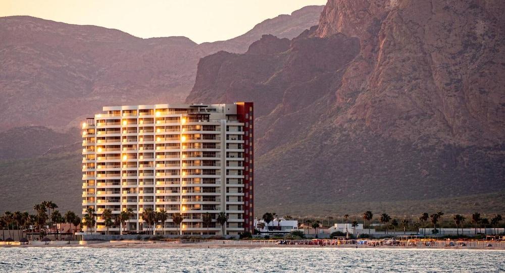 1 بد روم بلايا بلانكا نمبر 1 كوندو باي ريدآونينج المنطقة الخارجية
