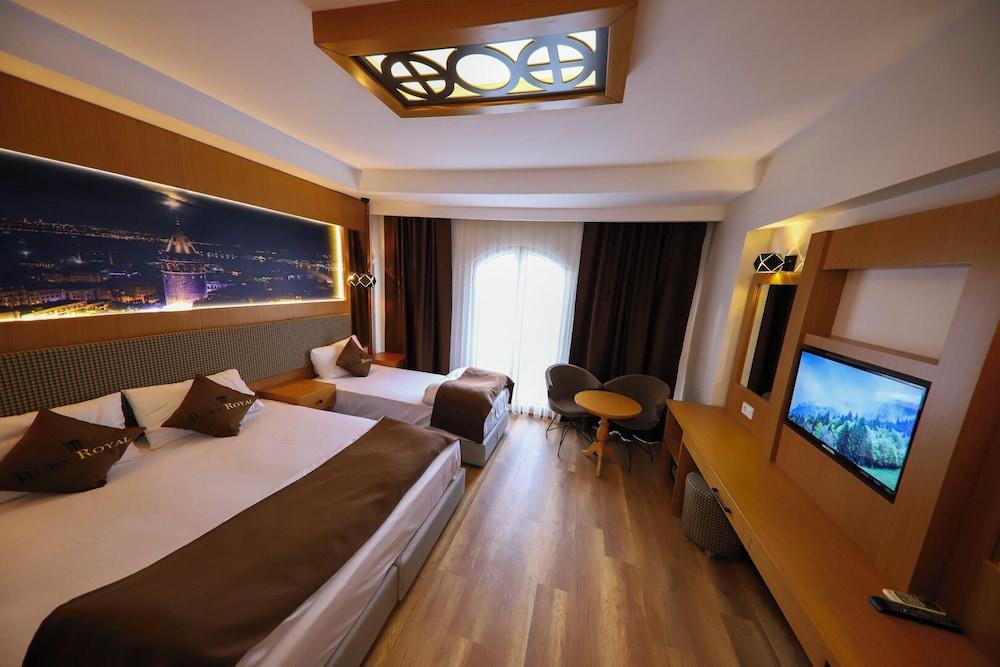 Ruby Royal Hotel Room