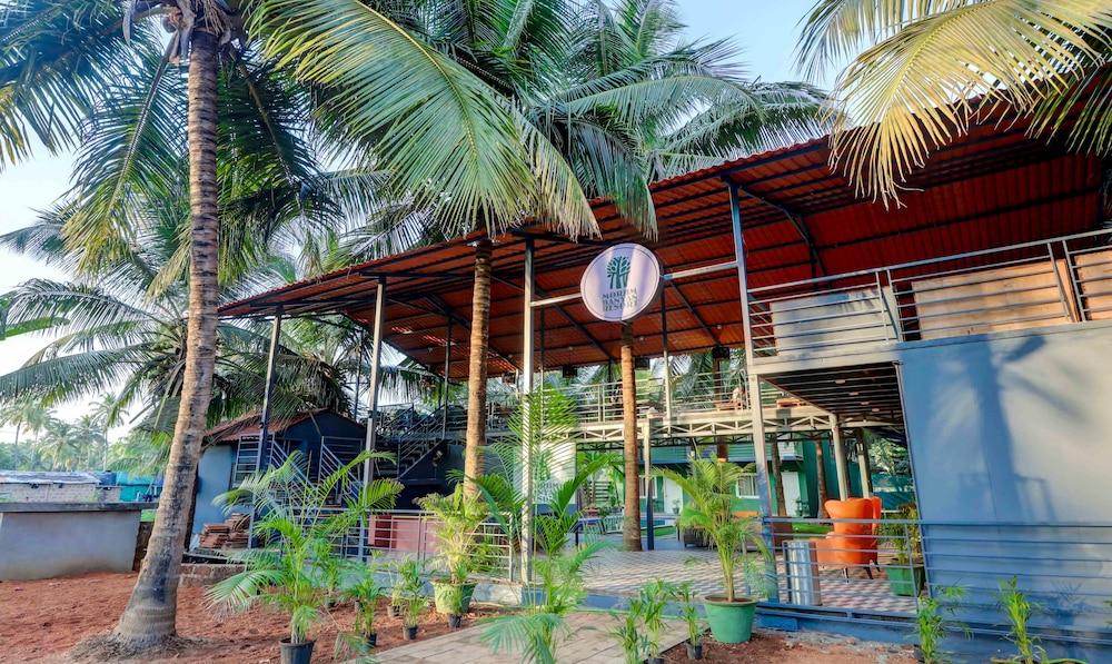 Treebo Morjim Banyan Resort Exterior