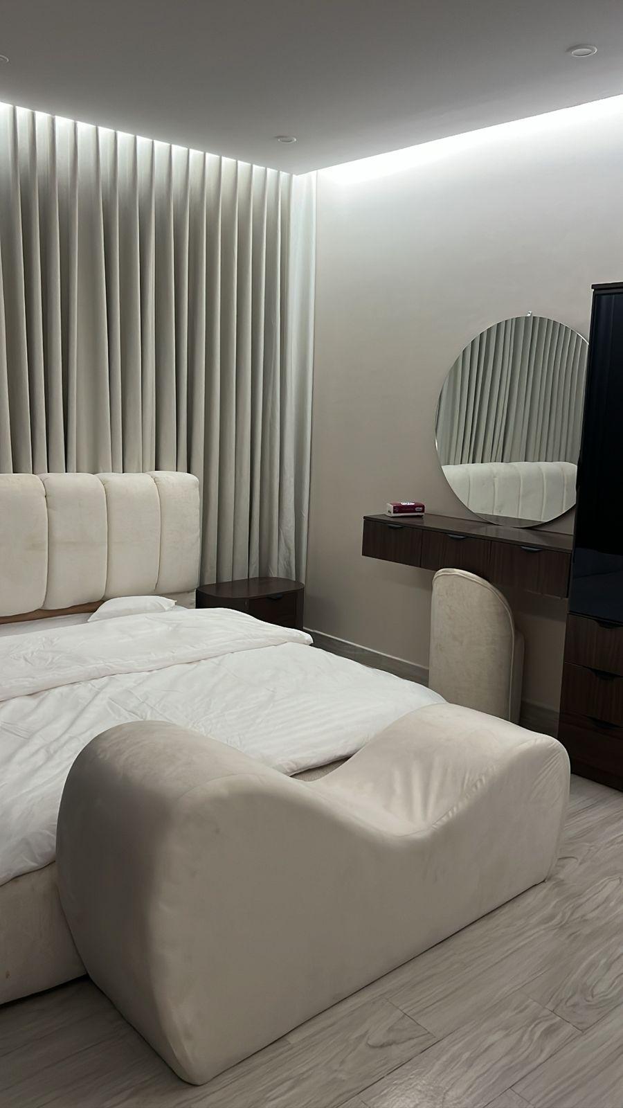Modern Apartment with Comfortable and Simple Furniture | 5635 Bedroom