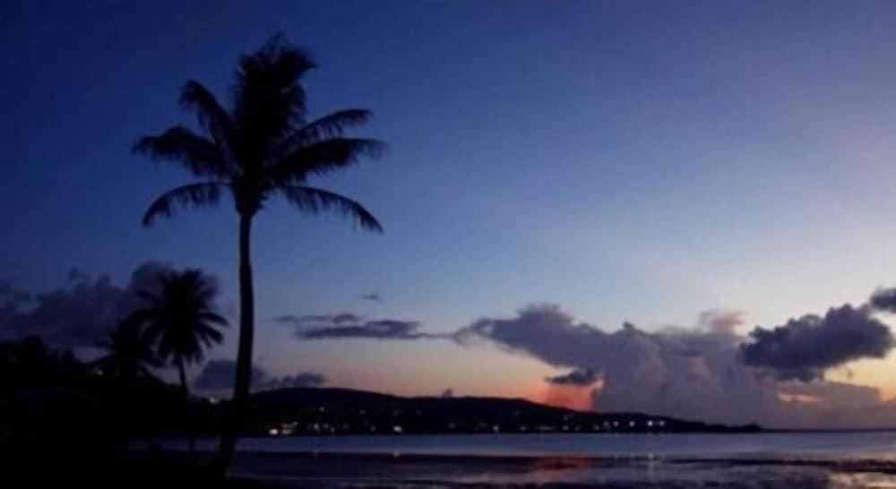 Tamuning Plaza Hotel Beach
