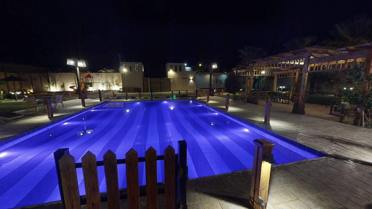 Amazing Chalet with Pool | 462