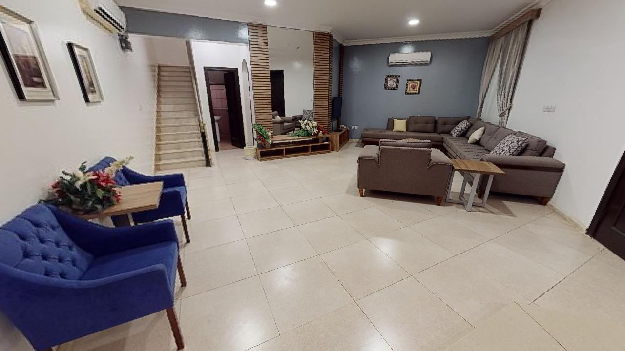 Comfy Chalet with Comfortable and Simple Furniture| 1950 Featured Image