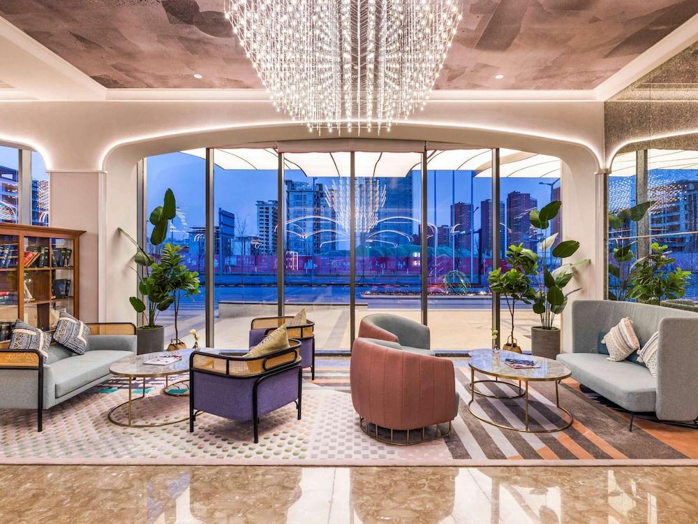 Mercure Yan'an Downtown Exterior