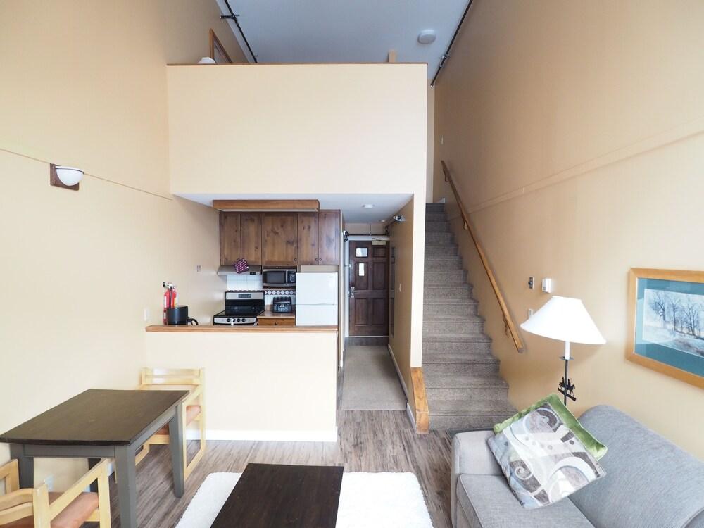 Apex Mountain Inn Suite 417-418 - 3 Br Condo
