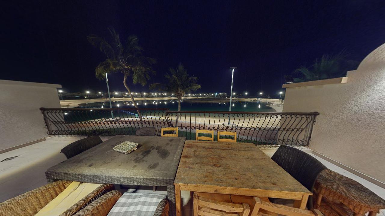 Attractive Chalet with Comfortable and Simple Furniture | 1280 Balcony