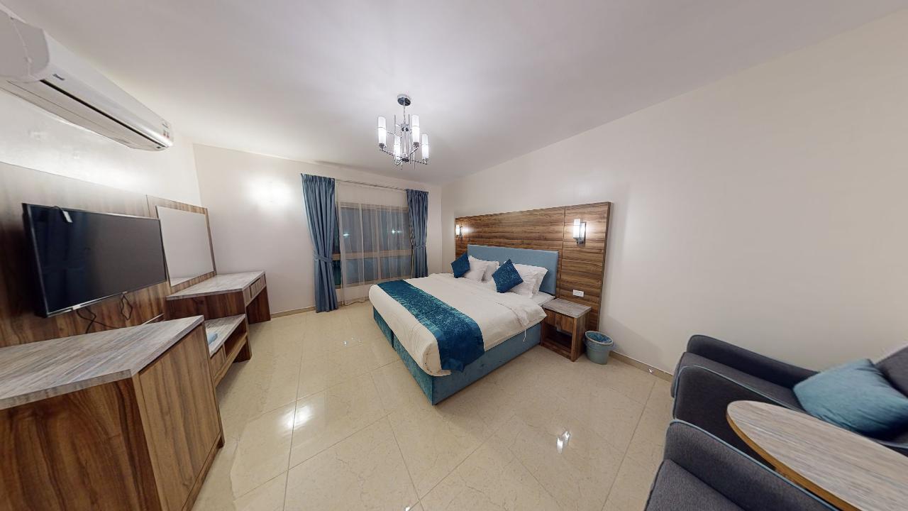 Attractive Chalet with Comfortable and Simple Furniture | 989 Bedroom