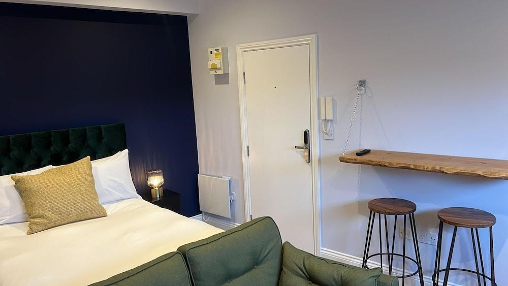 Leicester Square 3rd Floor Studio Room