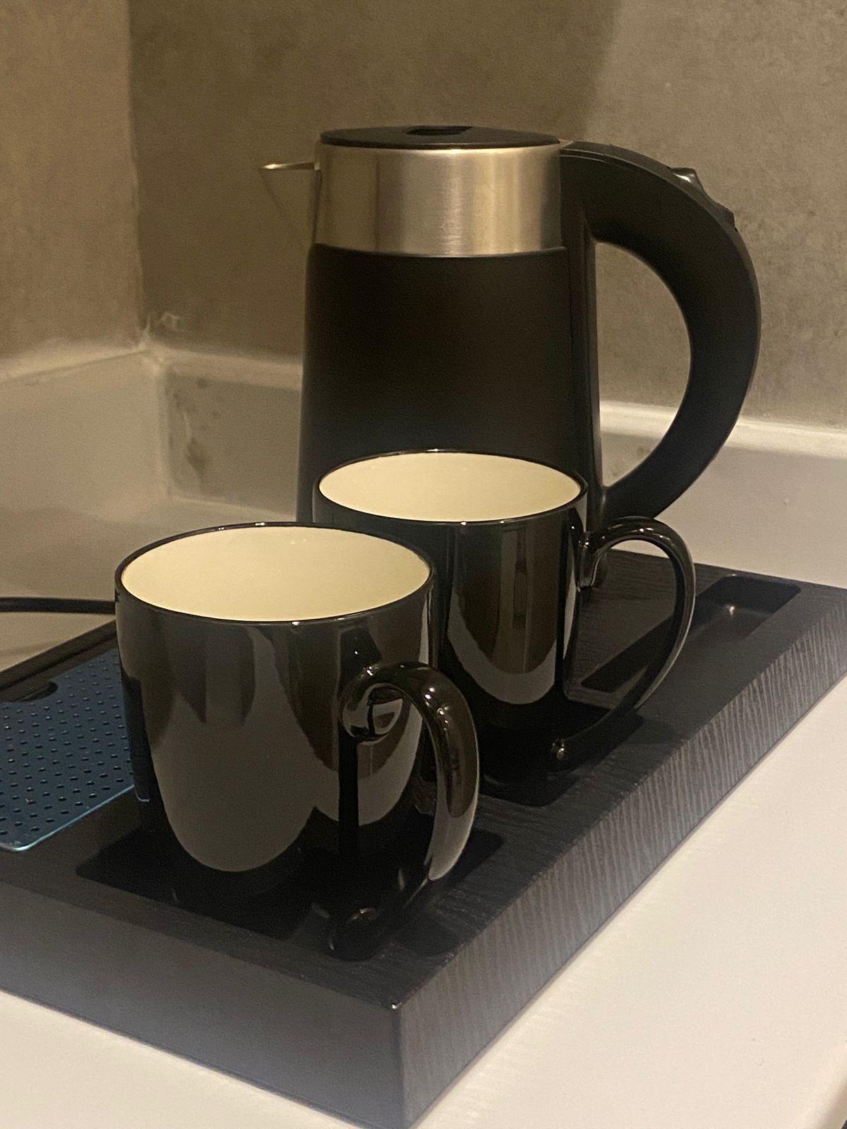 Elegant Studio with Self Check-in | 5760 Coffee corner