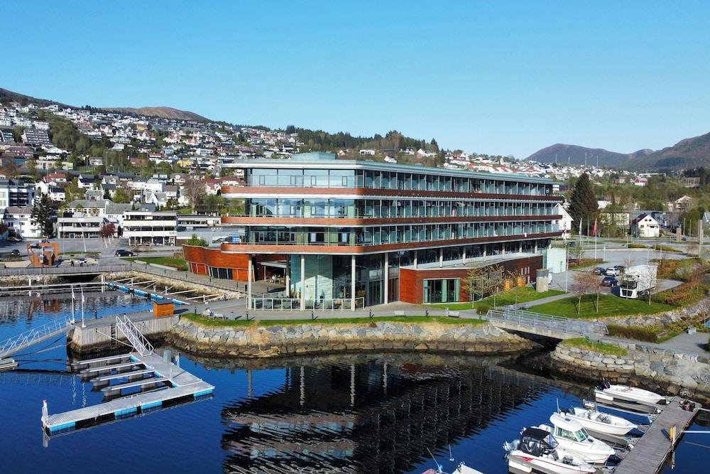 Quality Hotel Ulstein Featured Image